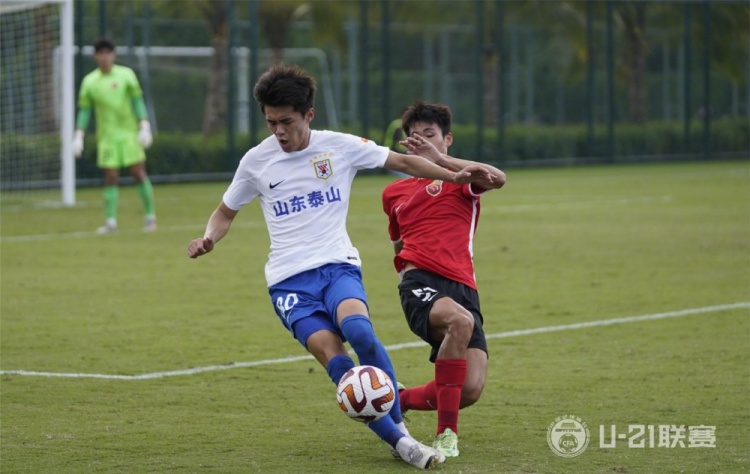 山东泰山U21队提前一轮获得U21联赛冠军，晋级下赛季中乙联赛