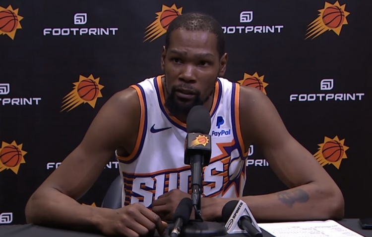 KD：不管谁防我都努力打出侵略性 我们不需要别人为我们发起战术