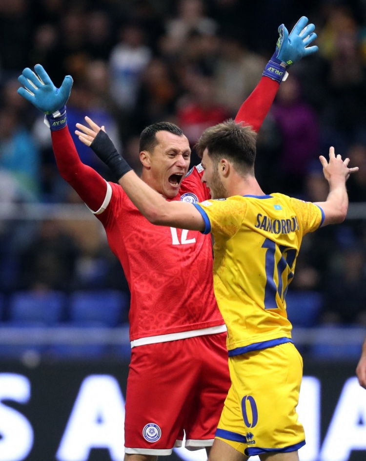 “脱亚入欧”21年，哈萨克斯坦男足竟然要踢进欧洲杯了