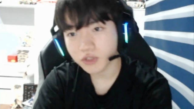 找Gumayusi？Keria谈理想型：一秒之内点鼠标50次的人