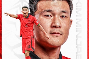 官方：金玟哉当选2023年度韩国足球最佳球员