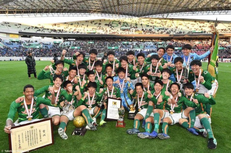 102年了！日本高中足球联赛已办102届！带你了解无数人的热血青春