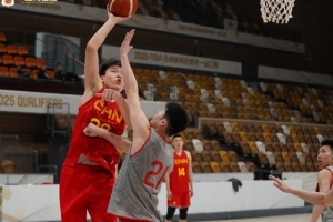 乔尔杰维奇盛赞18岁杨瀚森：有望成为中国篮球标志性球员
