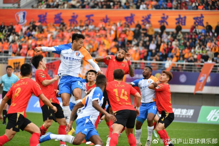 江西庐山队0比0憾平上海嘉定汇龙 现场共有7681名球迷观赛