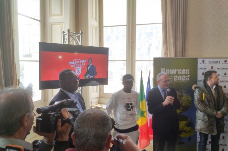 成为法国第4级联赛球队股东！马内：培养塞内加尔年轻人 带到这里