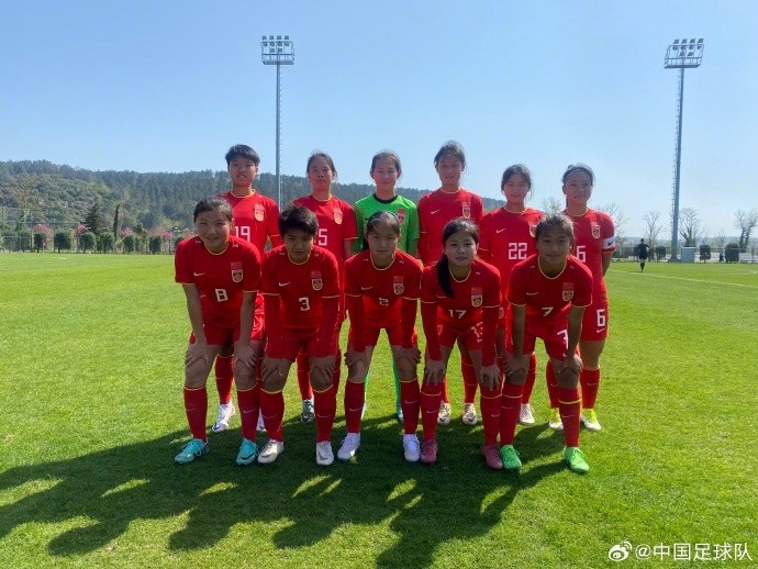 李润怡头球破门，中国U-15女足选拔队1:2不敌巴拉圭队