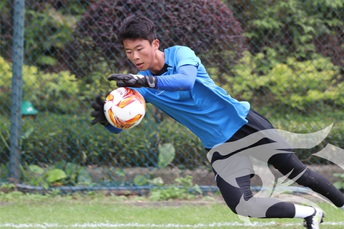 武汉三镇U21队在U-21联赛淘汰赛阶段比赛，暂列A组第一位