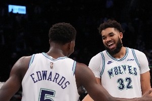  The Timberwolves swept the Sun to advance to the second round. Edwards praised Downes' performance