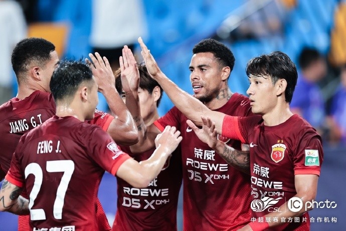 中超联赛第15轮，天津津门虎0比3上海海港