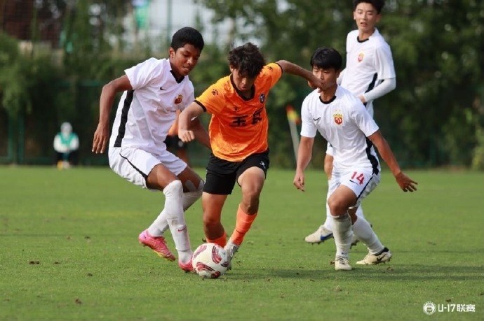 上海海港U17队4-0云南玉昆U17队 青少年锦标赛决赛阶段开门红