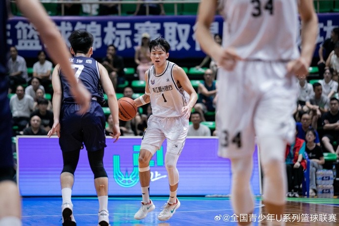 U21男子组半决赛：天津荣钢击败龙狮青年 浙江稠州淘汰上海久事