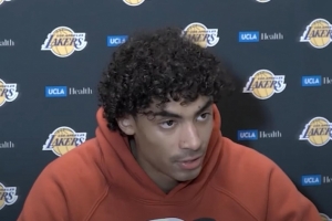 克里斯蒂:努力防守夺胜，湖人击败马刺