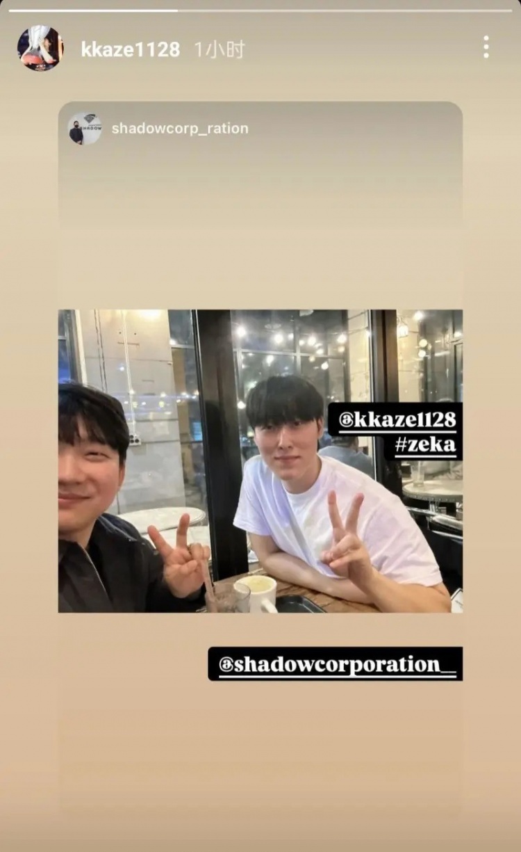 跟经纪公司Shadow续约？Zeka晒与Shadow相关人员的合照