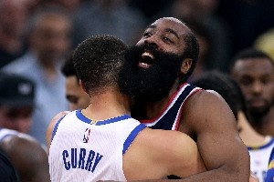 NBA哈登首节24分独得超爵士队