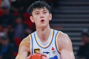 曾凡博连续砍分，北汽男篮取得胜利