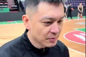 杨鸣：弗格伤情不容乐观 还在每日观察中
