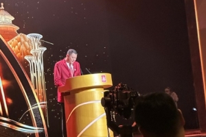 🤣巩晓彬：当年幸亏没有继续踢足球