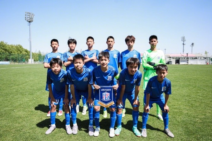 2025年长三角青少年足球联赛 上海申花U14梯队4胜1平积13分获冠军