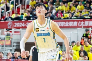 北京大胜山西，曾凡博闪耀成CBA最强3D球员