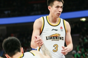 CBA季后赛半决赛G2 辽宁大比分0-2落后广厦