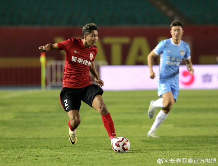 阎峰：困难是暂时的，相信在苏亚雷斯的带领下我们会战胜困难
