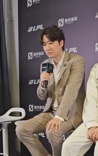 怎么又过山车了？丹尼教练：即便后面有过山车似的比赛也请相信