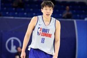杨瀚森助攻得分亮眼 但Domercant队不敌Williams队