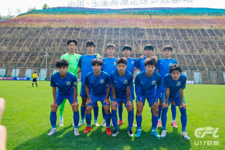 在青少年精英联赛（U17组）预赛阶段 上海申花7-0成都蓉城