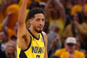 步行者在NBA总决赛G1中绝杀雷霆，哈利伯顿成为大赢家