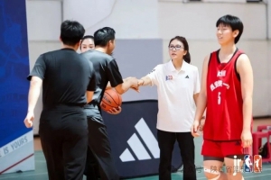 石晶教练获INSPIRE/LEADERSHIP奖项入围