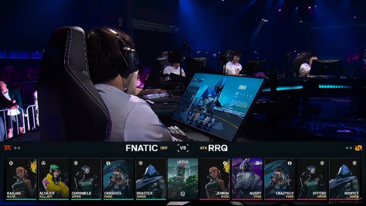🎮真的强！FNC及时调整思路枪法双在线拿下RRQ！FNC 2-1 RRQ