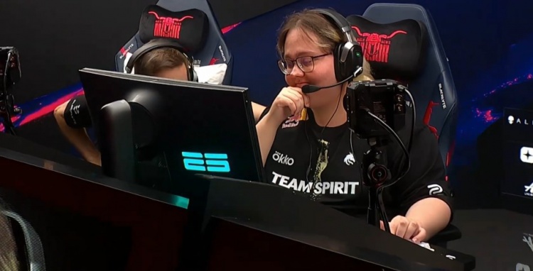 🎮存donk贴纸了？zont1x两残局天神下凡 Spirit图1四加时胜MOUZ