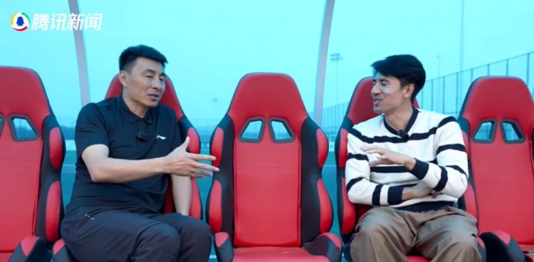 李玮锋谈世界杯交手罗纳尔多：我弱一点，但也要去防你
