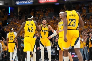 NBA自由市场：迈尔斯-特纳加盟雄鹿引发步行者重组？