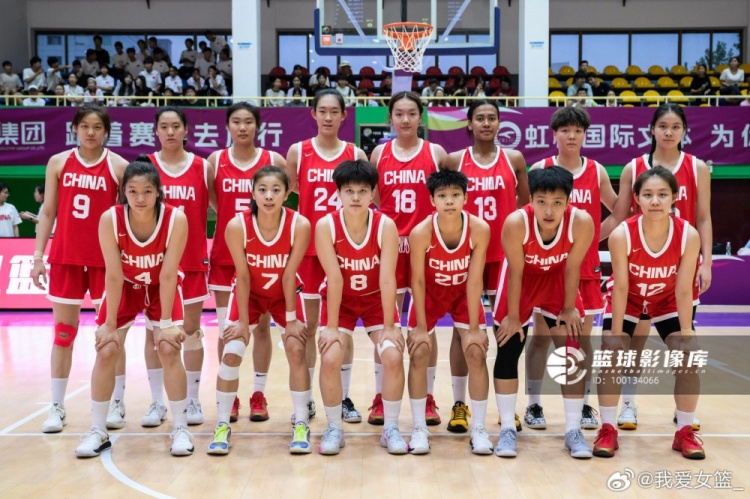 中国U19女篮世界杯12人大名单：徐凤威队长 冉珂嘉、李雨汧领衔