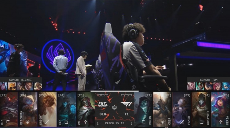 🎮Faker发条恐怖如斯！冲击波爆破三杀 Oner空降狂屠 T1赢首局
