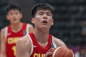 中国U19男篮世界杯小组赛赢得喀麦隆队 创建轰动