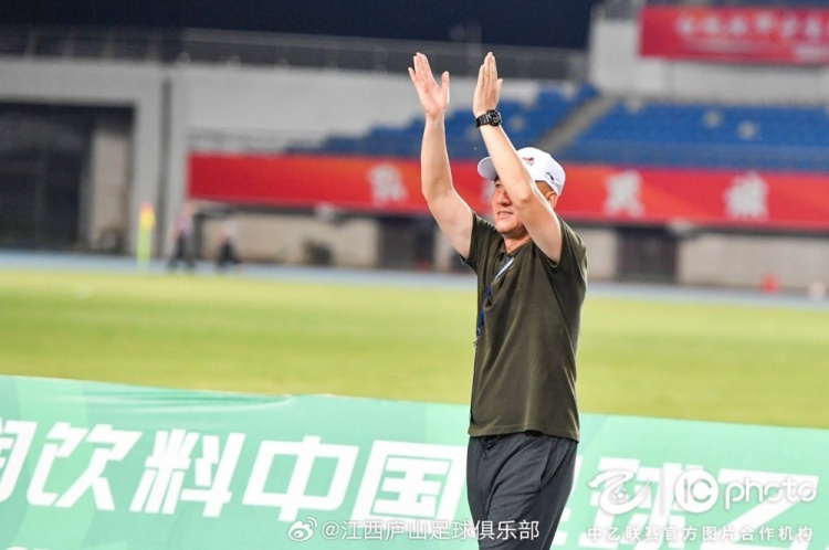 自新帅岳松涛上任以来，江西庐山队近7轮取得了5胜1平1负战绩