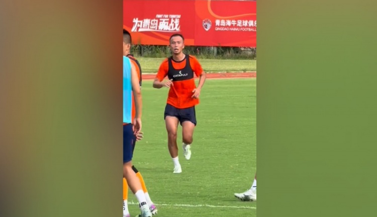 记者：孙正傲正迅速融入海牛战术体系，下轮中超有望出战