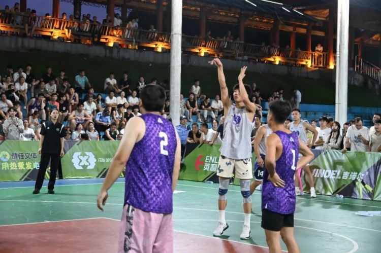【体育报道】2025 FIBA Open 3x3江西首站完美收官！刘博文领衔逸沁茶业问鼎(图4)