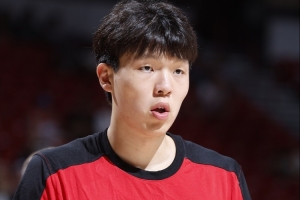杨瀚森夏季联赛表现引关注