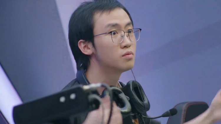 🎮Emilia不在状态！LVG遭A队横扫止步八强 提前备战EPL S22
