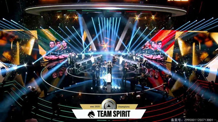 🎮在你的主场击败你！Yatoro登顶王座Spirit3-0横扫Falcons夺冠
