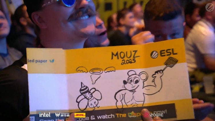 🎮就在今天！MOUZ逆天二打五 手撕"蜂一儿"名牌 掀翻VIT进决赛