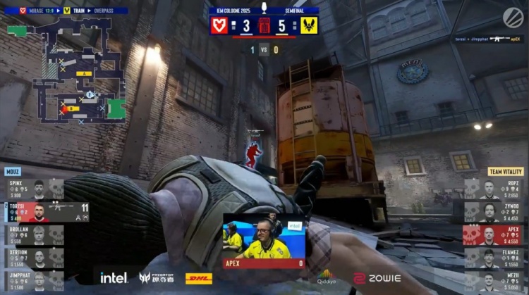 🎮就在今天！MOUZ逆天二打五 手撕"蜂一儿"名牌 掀翻VIT进决赛