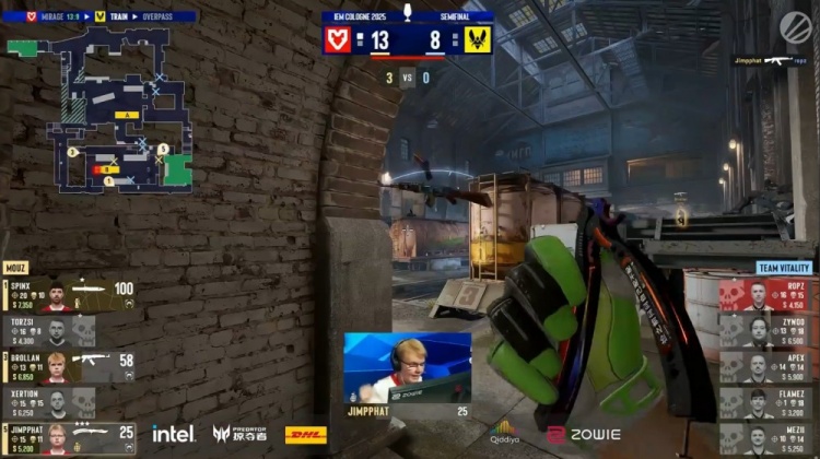 🎮就在今天！MOUZ逆天二打五 手撕"蜂一儿"名牌 掀翻VIT进决赛