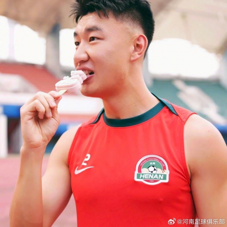 独属于河南球迷的冰淇淋，妥妥的打卡必备！