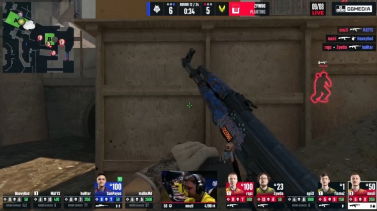🎮G2死亡游乐园晕头转向 下半场0分 小蜜蜂赢下图三拿赛点