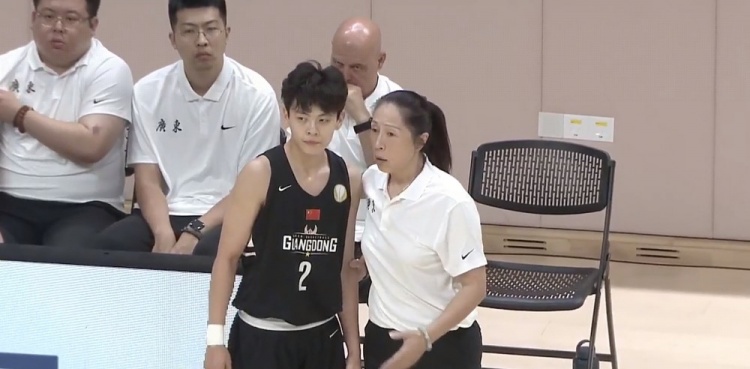 【球盟会】🏀FIBA亚洲女篮联赛-杨舒予18分 陈明伶16分 东莞轻取国泰人寿