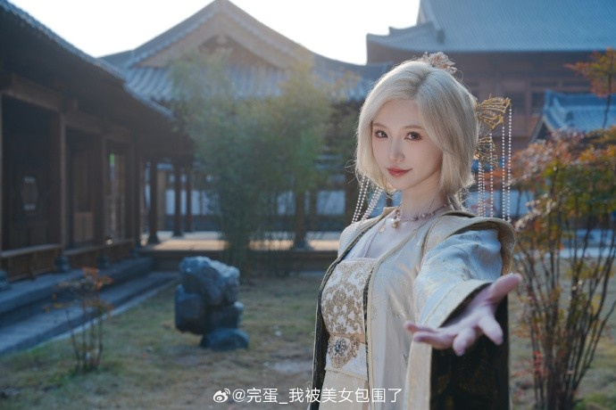 【球盟会】《完蛋2》官方发布女角色剧照：让公主陪你度过9月最后一天叭~